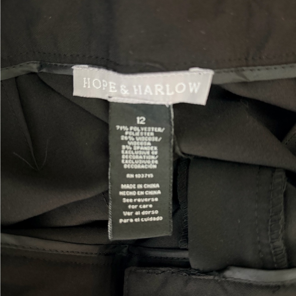 Elegant Black Women's Trousers - Picture 5 of 5